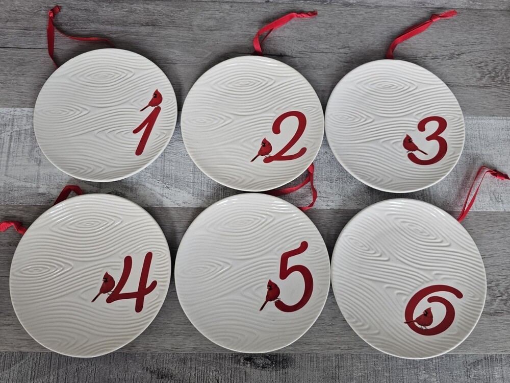 Temptations by Tara 12 Days of Christmas 6" Plates w/ Ribbon Hangers Cardinals